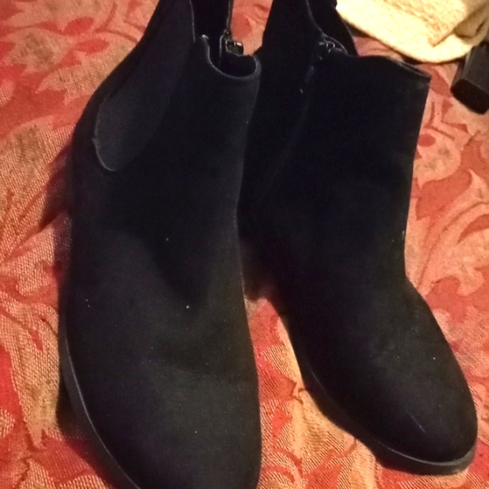 Ladies Black Suede Ankle Boots.....Worn Once